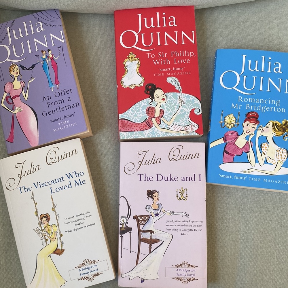 Bridgerton Family Series set of 5 Books Collection Set Julia Quinn UK editions